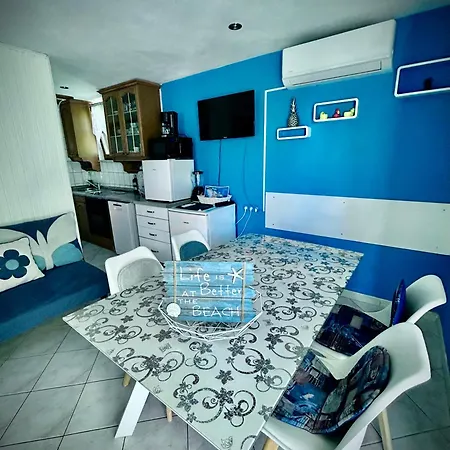 Azriel Apartamento Vir