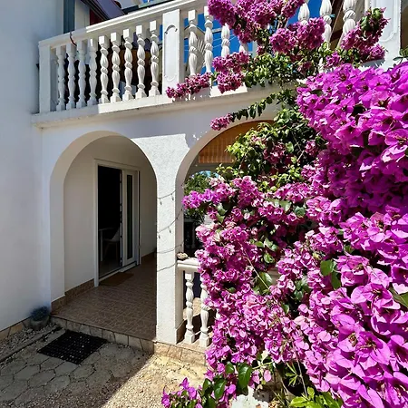 Appartement Azriel *